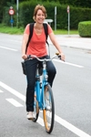 Frederika avec son Blue-bike (photo : Filip De Smet)